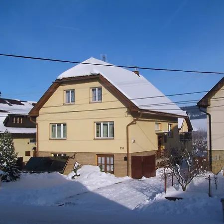 Privat Lubka Apartment *