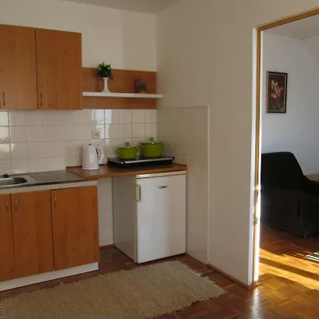 Privat Lubka Apartment